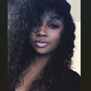 Meet your Posher, Porsha